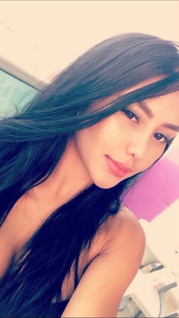 Chica busca chico en Málaga: Chica busca chico