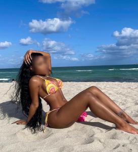 612548870: Chica busca chico en Alicante