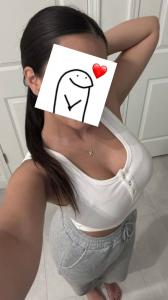 687219055: Chica busca chico en Barcelona