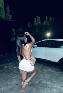 692305933: Chica busca chico en Lérida