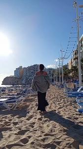 666770513: Chico busca chica en Barcelona