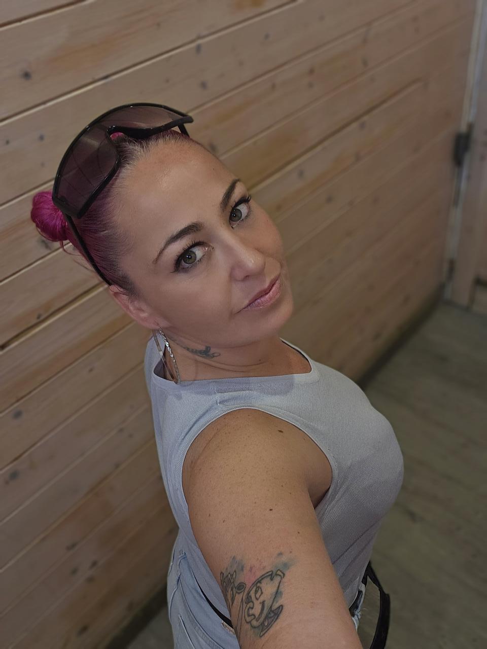 Chica busca chico en Alicante: 