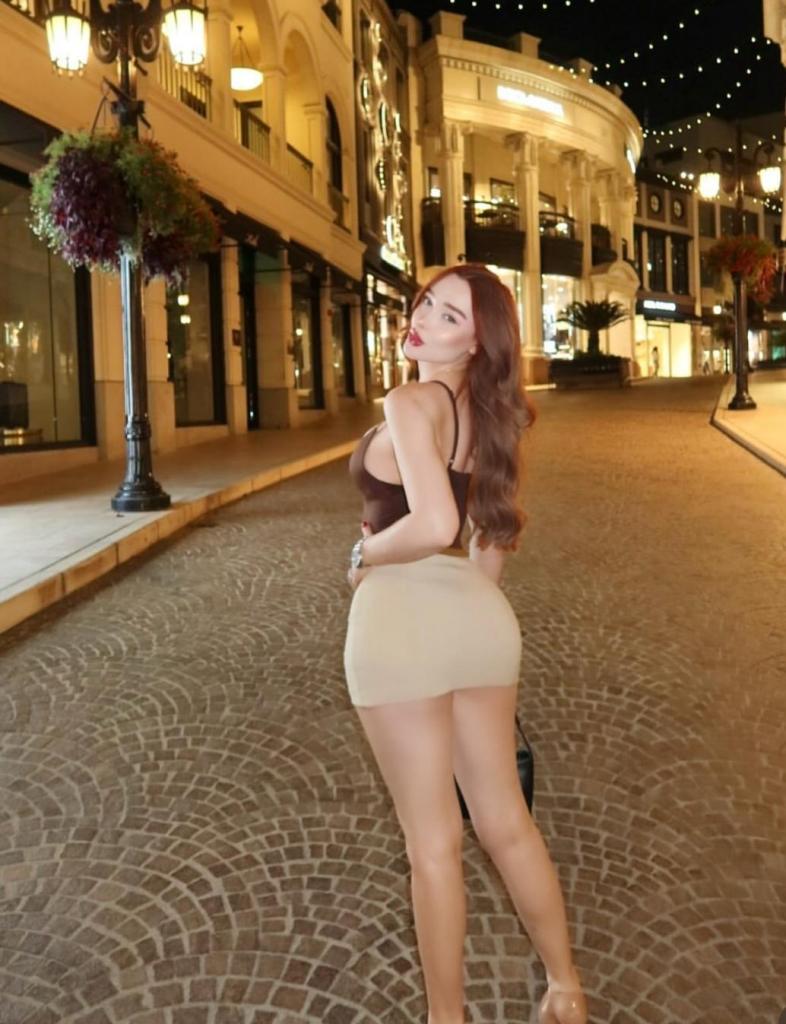 Chica busca chico en Ibiza: 