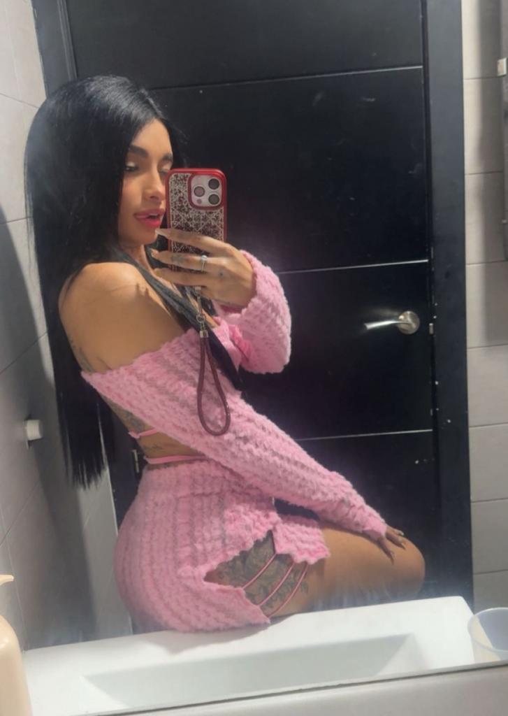 Chica busca chico en Málaga: Chica busca chico