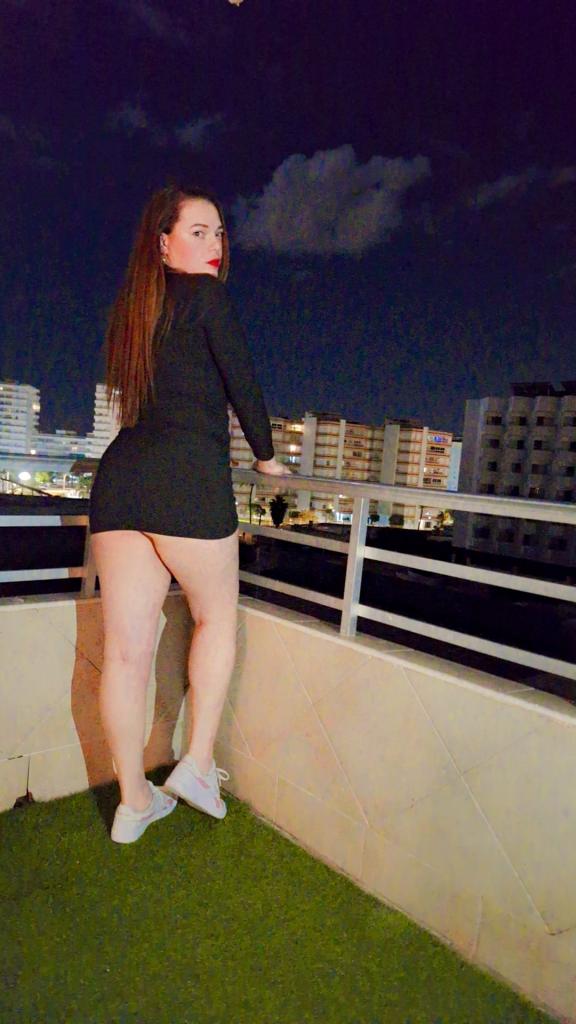 Chica busca chico en Cádiz: 