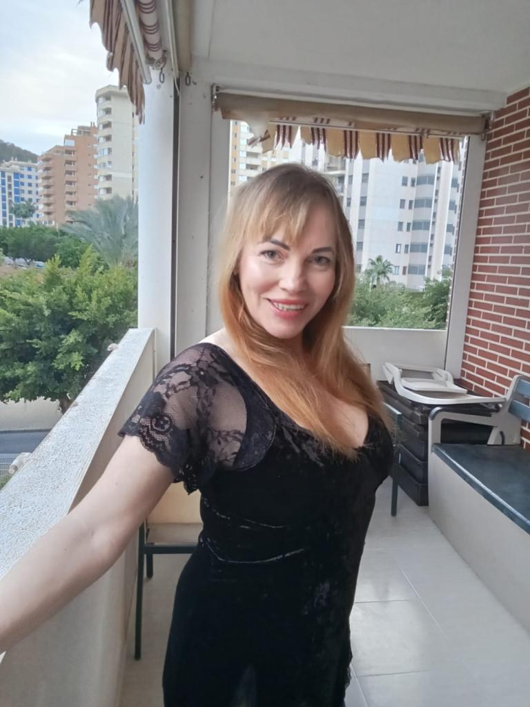 Chica busca chico en Alicante: 