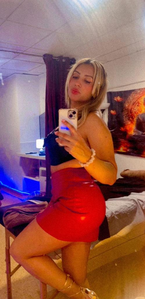 Chica busca chico en Alicante: 