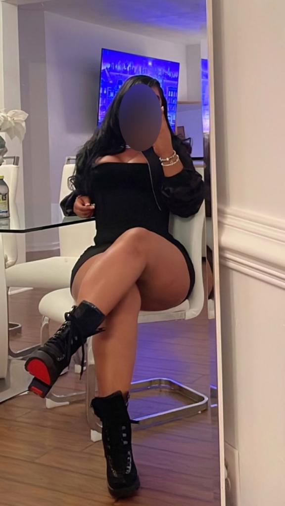 Chica busca chico en Tenerife: Chica busca chico