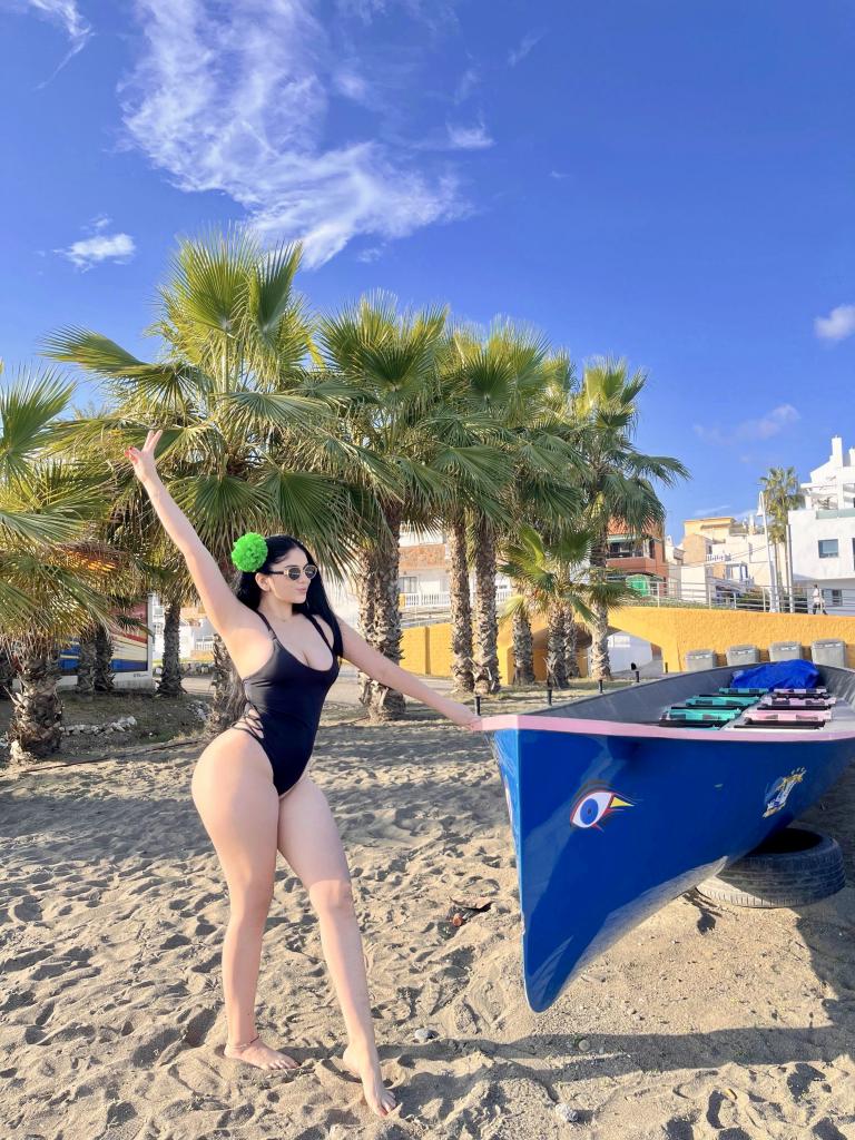 Chica busca chico en Granada: 