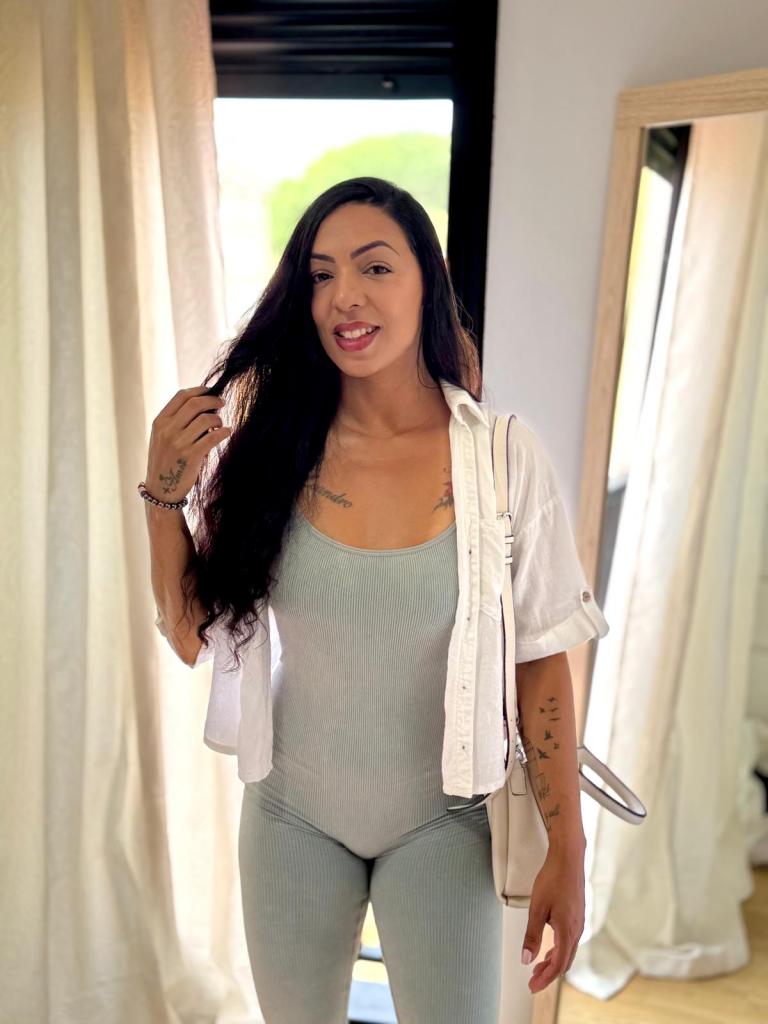 666321051: Chica busca chico en Cáceres