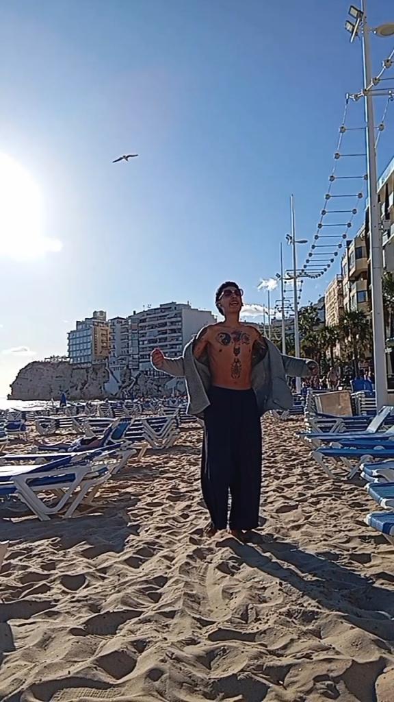 Chico busca chica en Barcelona: 