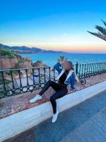 641180153: Chica busca chico en Málaga