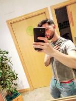 631239242: Chico busca chica en Guipúzcoa