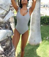 614911245: Chica busca chico en Barcelona