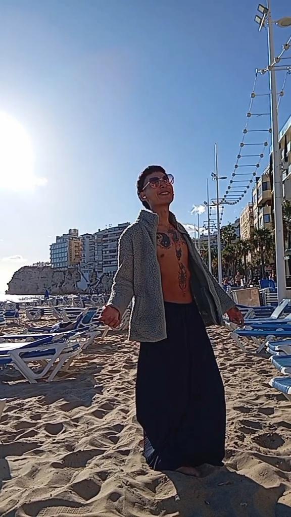 666770513: Chico busca chica en Barcelona