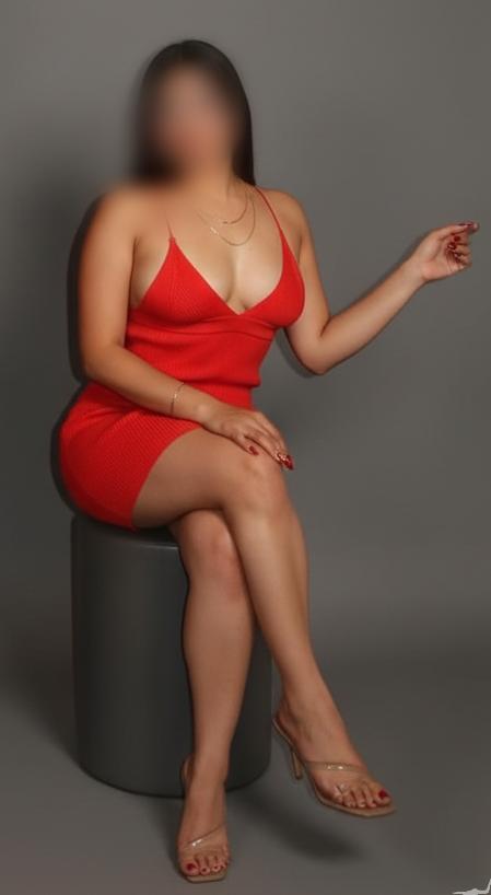 Chica busca chico en Granada: 