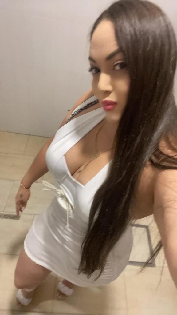 Chica busca chico en Málaga: Chica busca chico