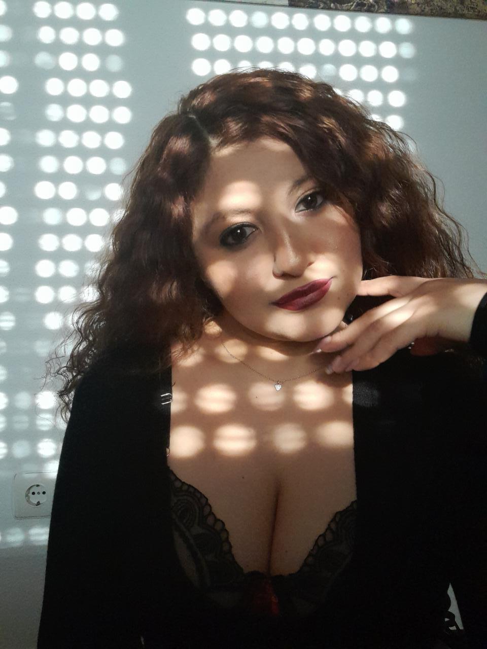 Chica busca chico en Almería: Chica busca chico