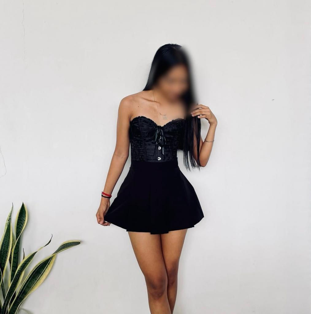 607083075: Chica busca chico en Mallorca