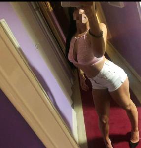 Chica busca chico en Zaragoza: 