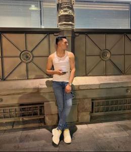 Chico busca chica en Zaragoza: 