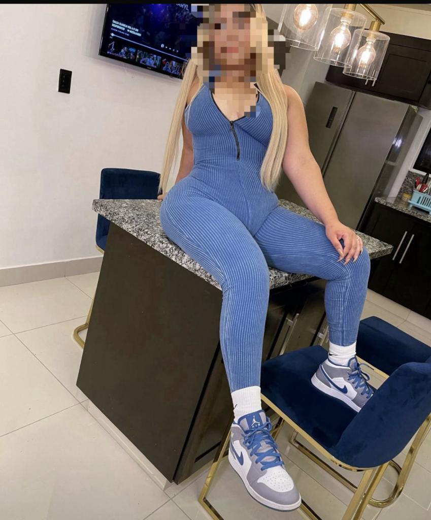 632251807: Chica busca chico en Pontevedra