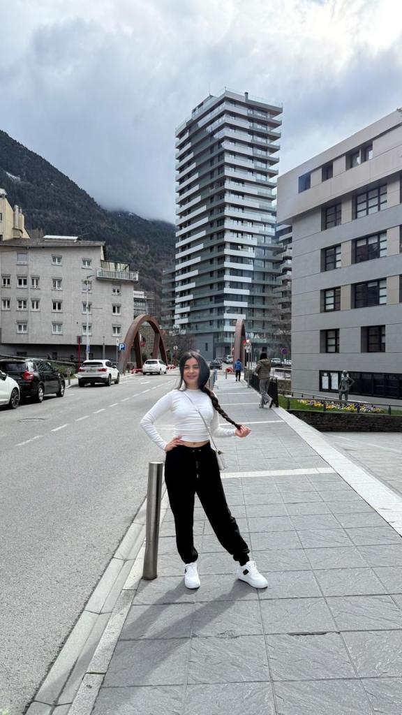 Chica busca chico en Tenerife: 