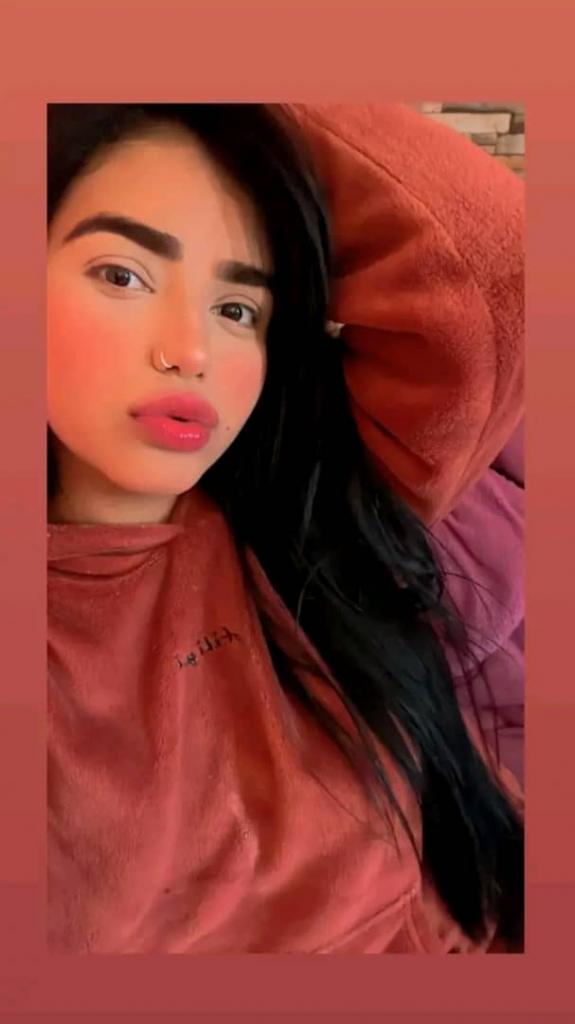 Chica busca chico en Barcelona: Chica busca chico