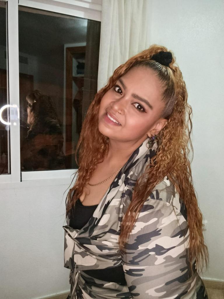 614705588: Chica busca chico en Alicante