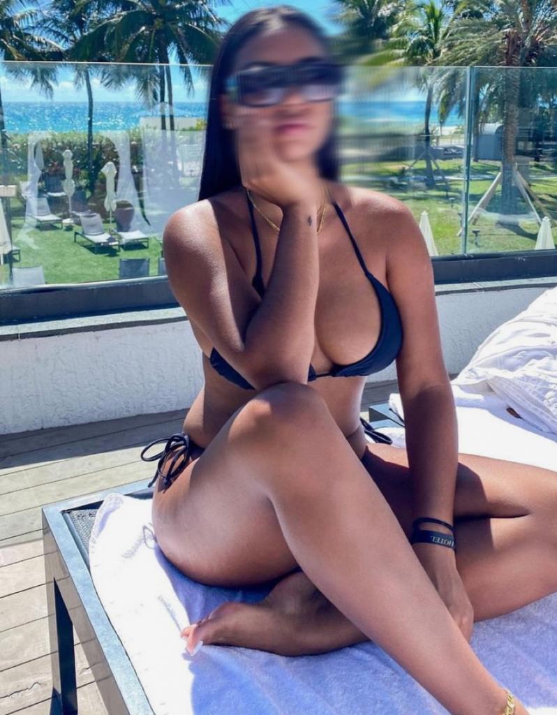 Chica busca chico en Cádiz: 