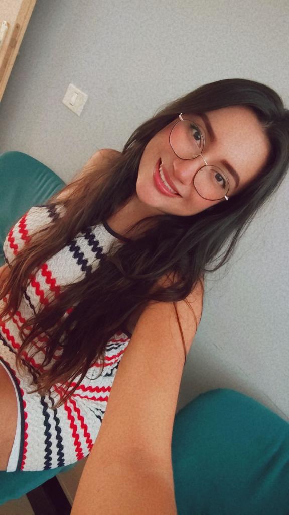 Chica busca chico en Tenerife: 