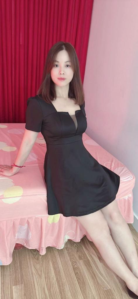 678888557: Chica busca chico en Madrid