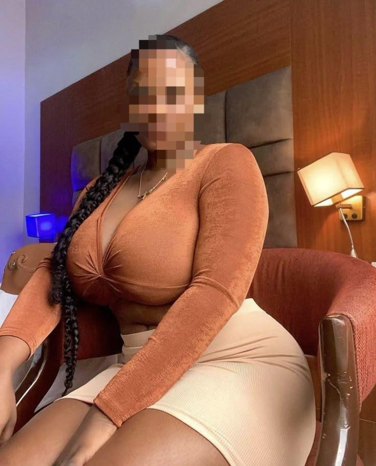 Chica busca chico en Sevilla: 