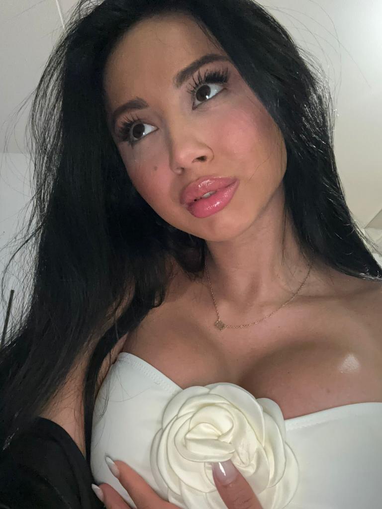 Chica busca chico en Mallorca: 