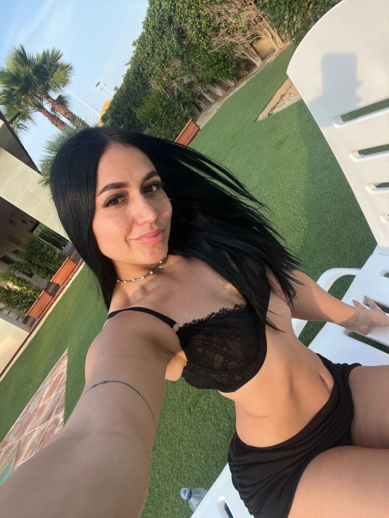 Chica busca chico en Alicante: 