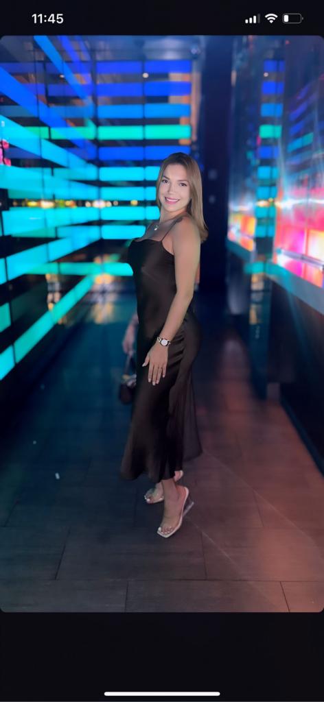 Chica busca chico en Málaga: Chica busca chico