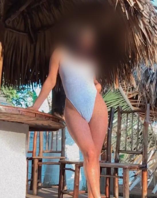 Chica busca chico en Ibiza: 