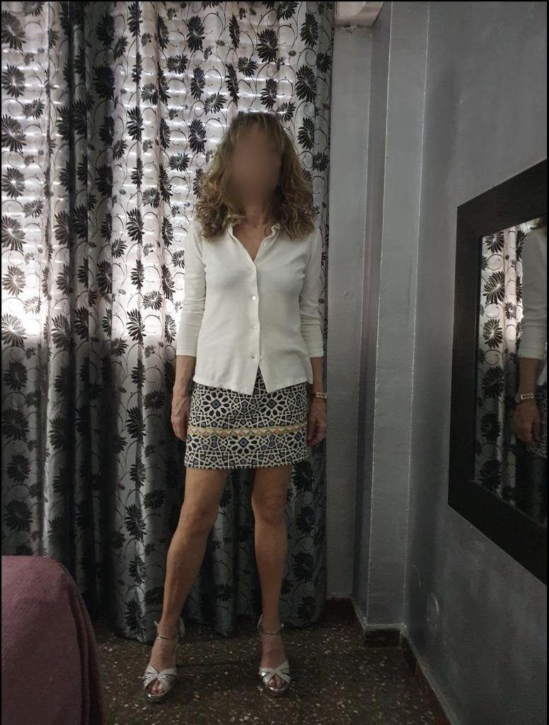 932315151: Chica busca chico en Barcelona