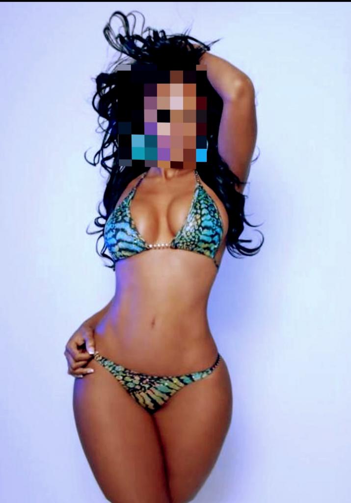 Chica busca chico en Tenerife: Chica busca chico