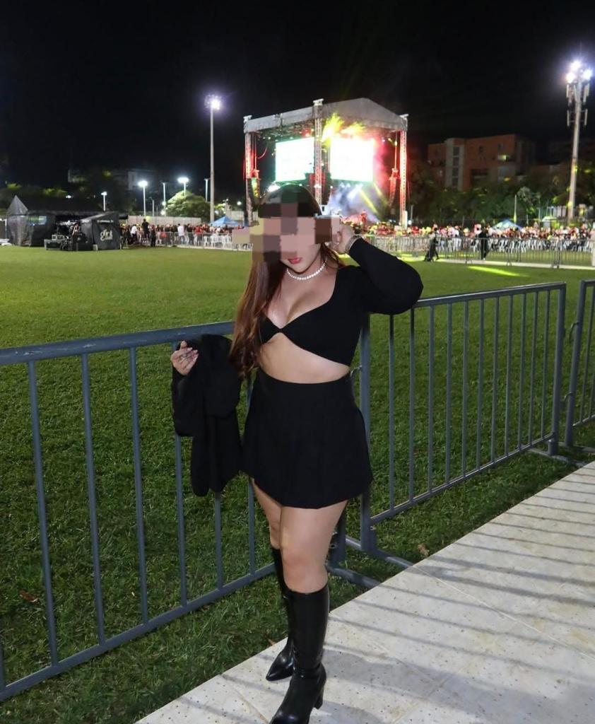 Chica busca chico en Cádiz: 