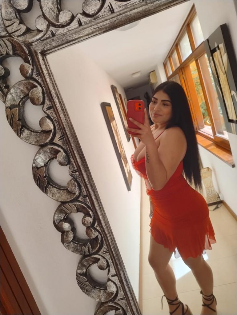 Chica busca chico en Barcelona: 