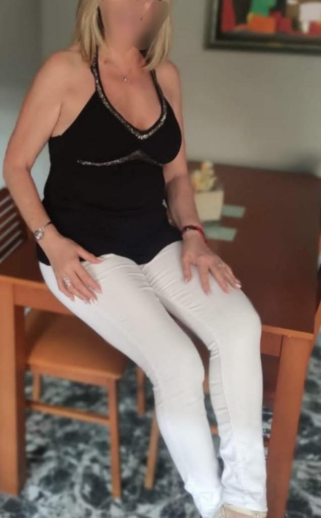 611831379: Chica busca chico en Guipúzcoa