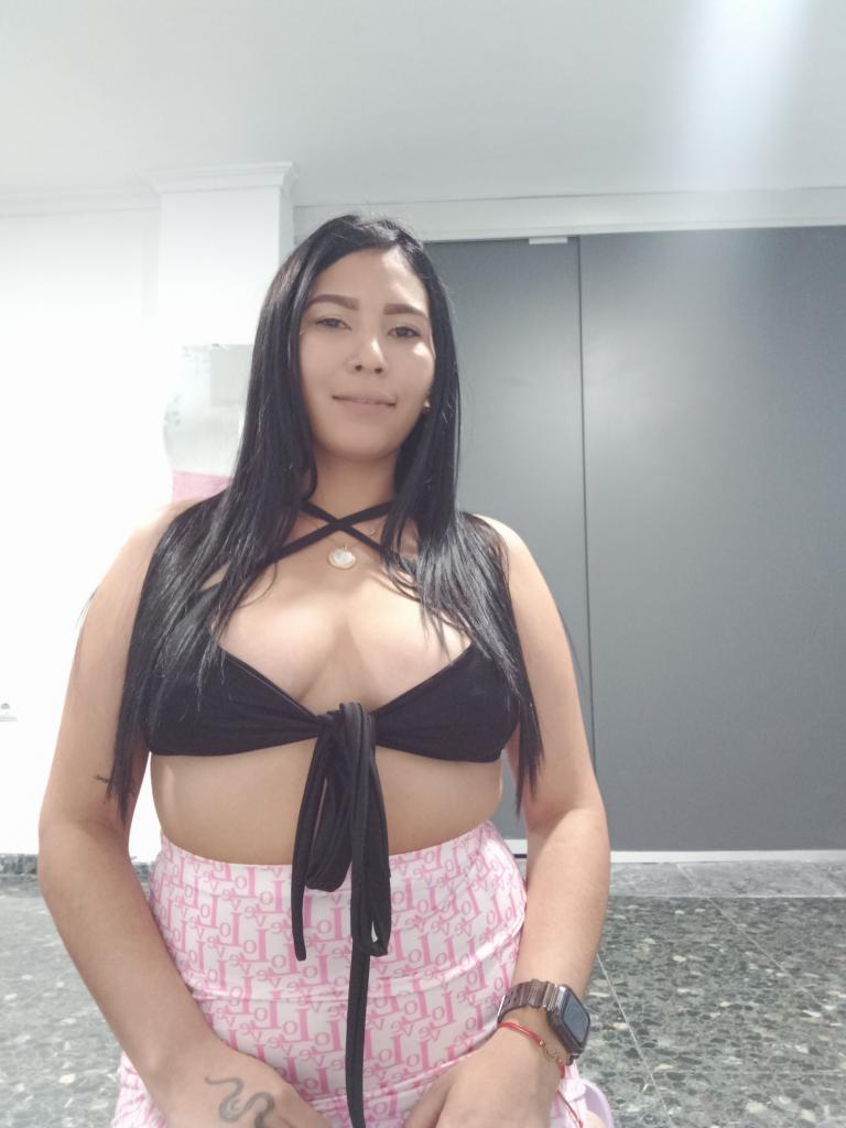 641090838: Chica busca chico en Madrid