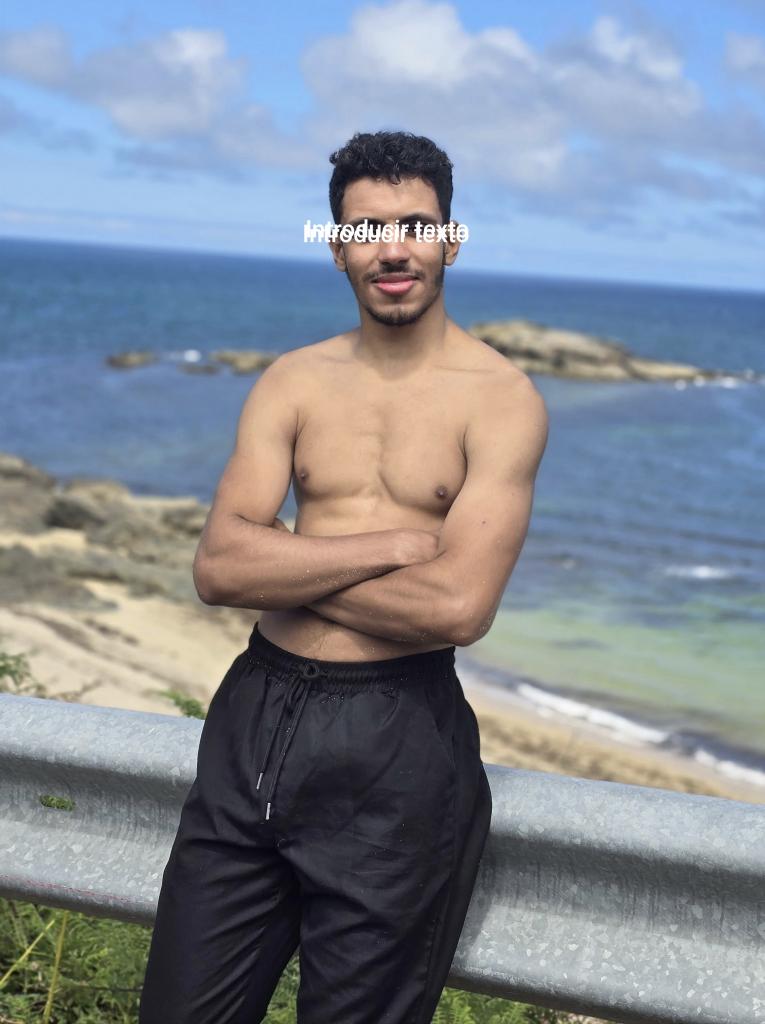 666153819: Chico busca chica en Guipúzcoa