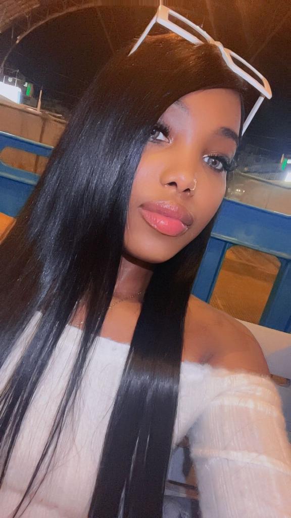 678949577: Chica busca chico en Valencia