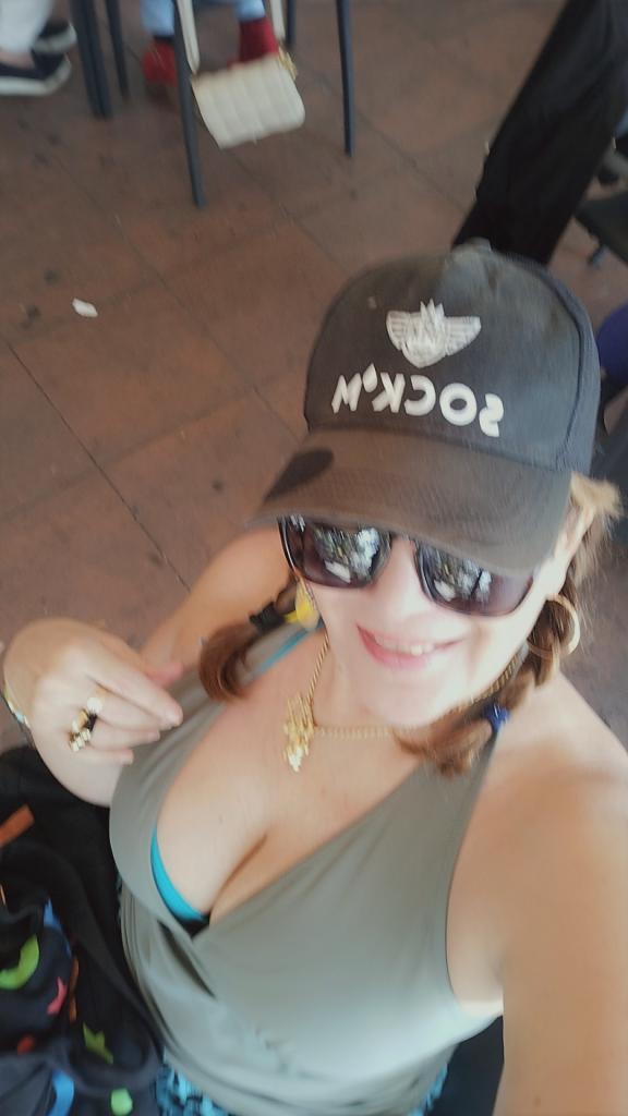 Chica busca chico en Tenerife: 
