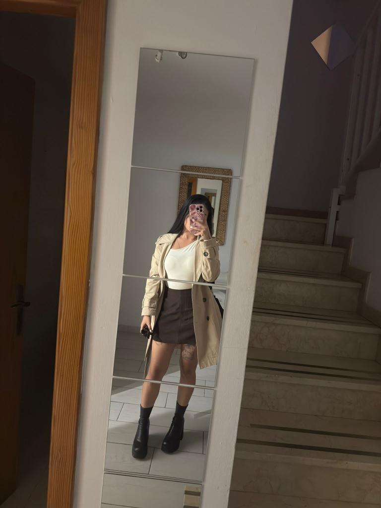 Chica busca chico en Tenerife: 