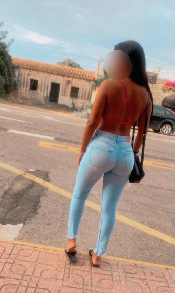 Chica busca chico en Cádiz: 