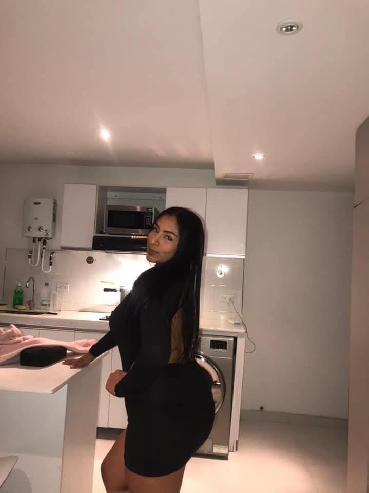 742093506: Chica busca chico en Pontevedra