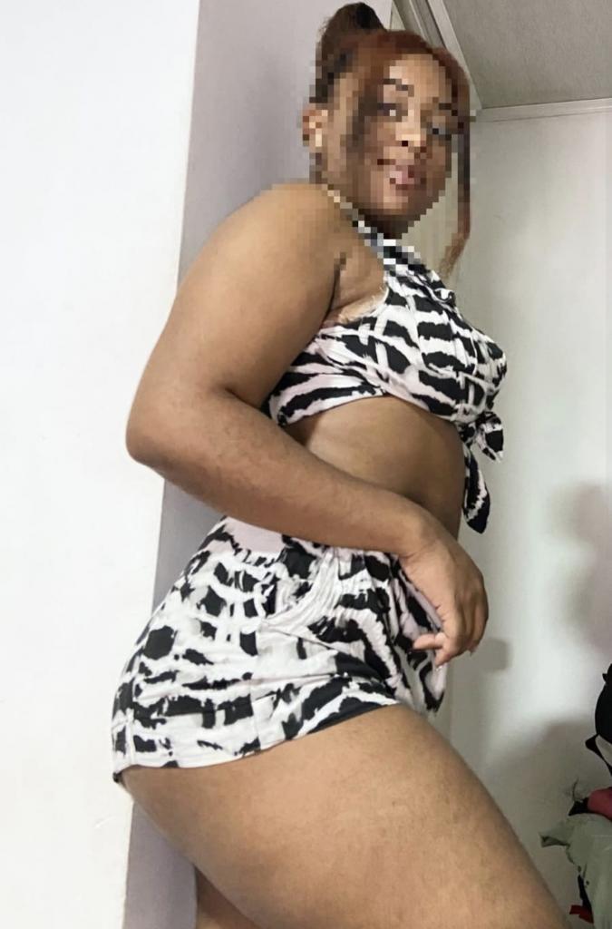 Chica busca chico en Gerona: 